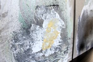 Akryylimaalia pellavapohjalle